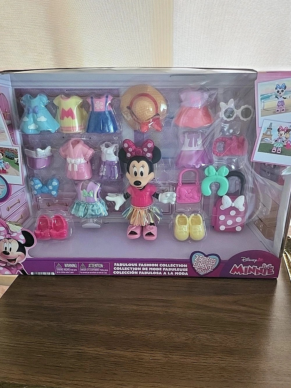 Disney Minnie Mouse Bowtique Fashion Collection Fashion Collection Doll Set NWT